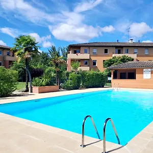 Appartement Le Montauriol - Logement Avec Terrasse - Piscine -tennis - Place De Parking Privee, Montauban